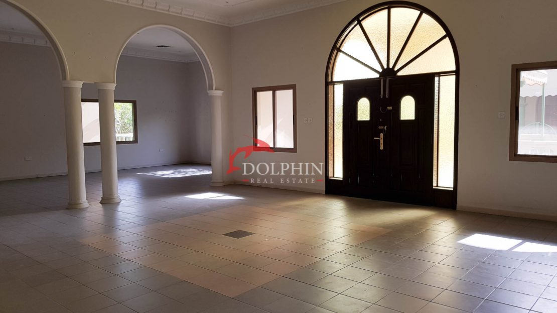3 bedroom villa - Saar Dolphin Real Estate